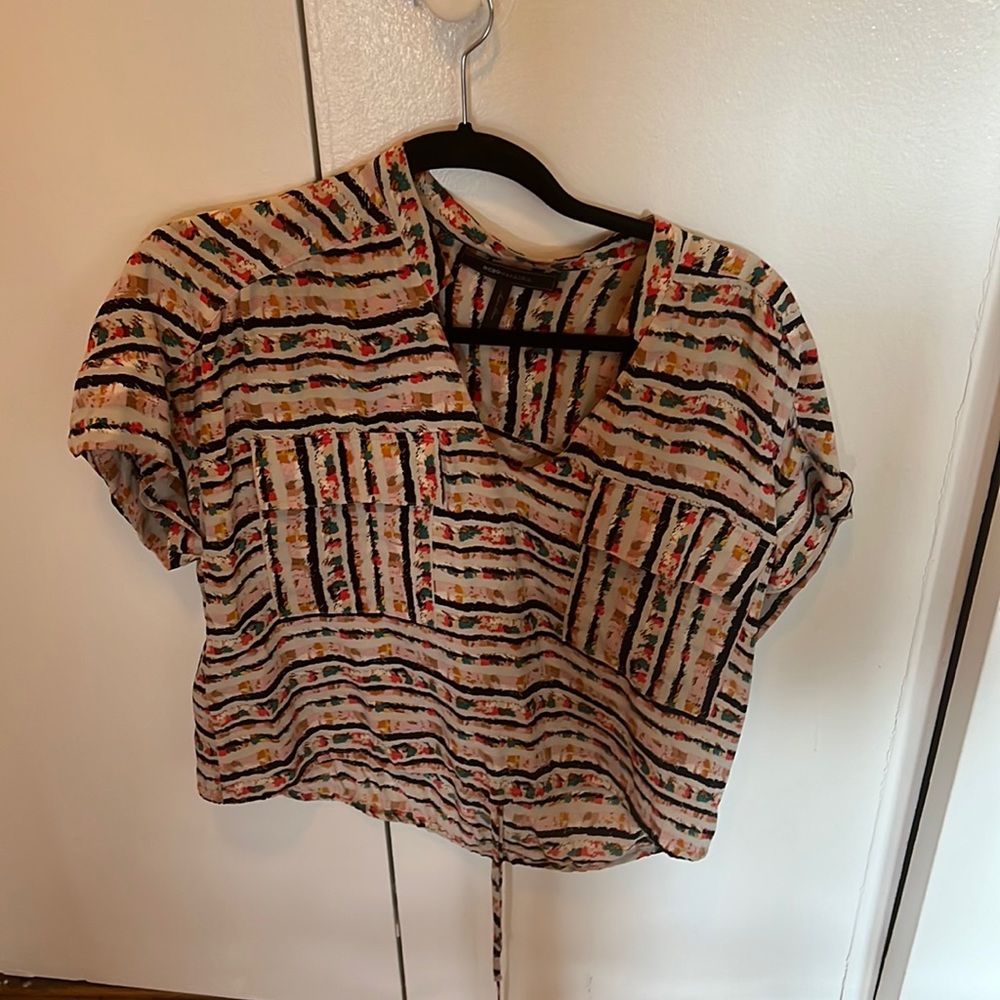Bcbg beautiful short sleeve blouse